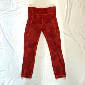 Lulu lemon mid calf work out pants. Ultra soft. Size 6